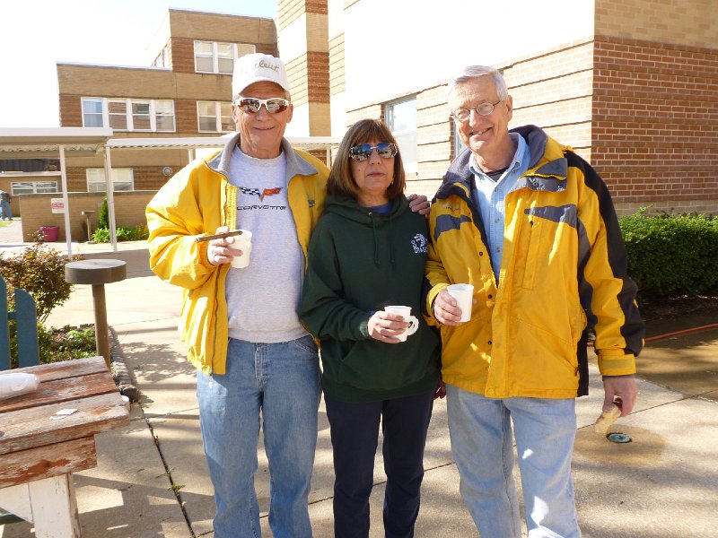 VA Garden April 2013 042